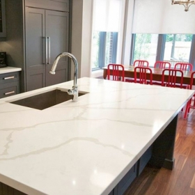 bancadas de quartzo com aparência de mármore