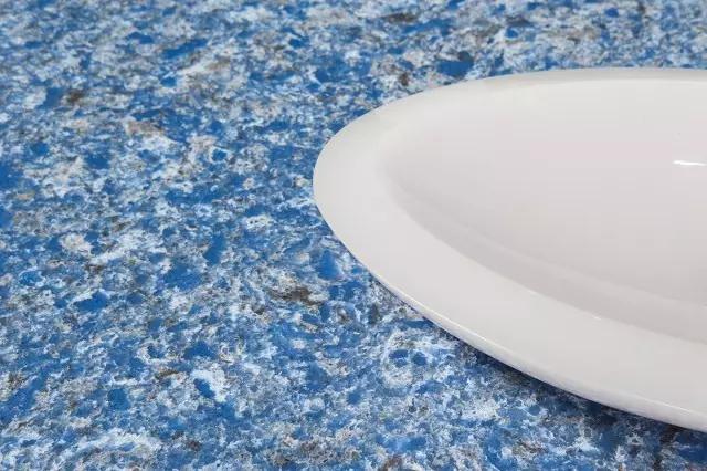 Nova apreciação do produto - Série GP - Pedra de quartzo com veios de mármore